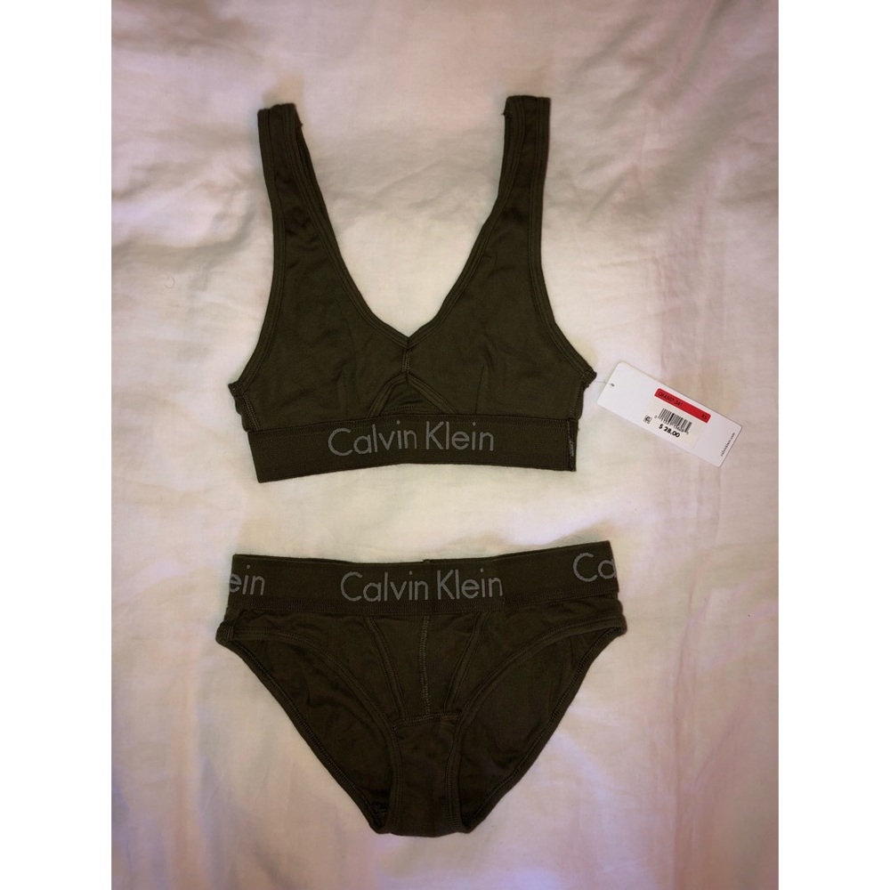 Calvin Klein Set